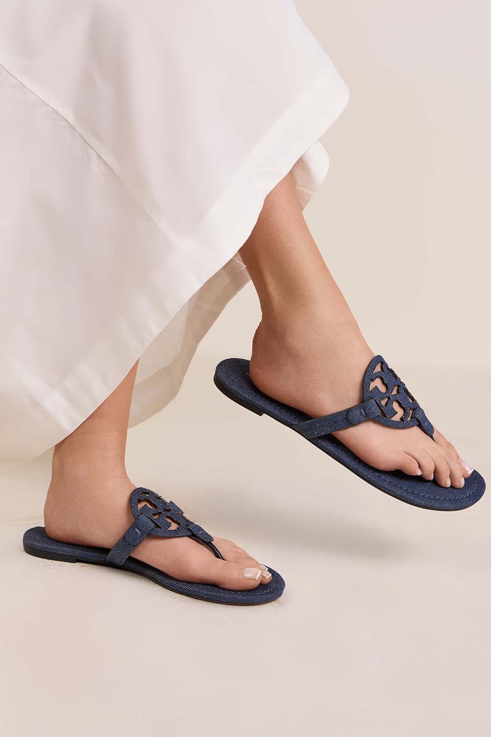 כפכפי אצבע מילר ג'ינס